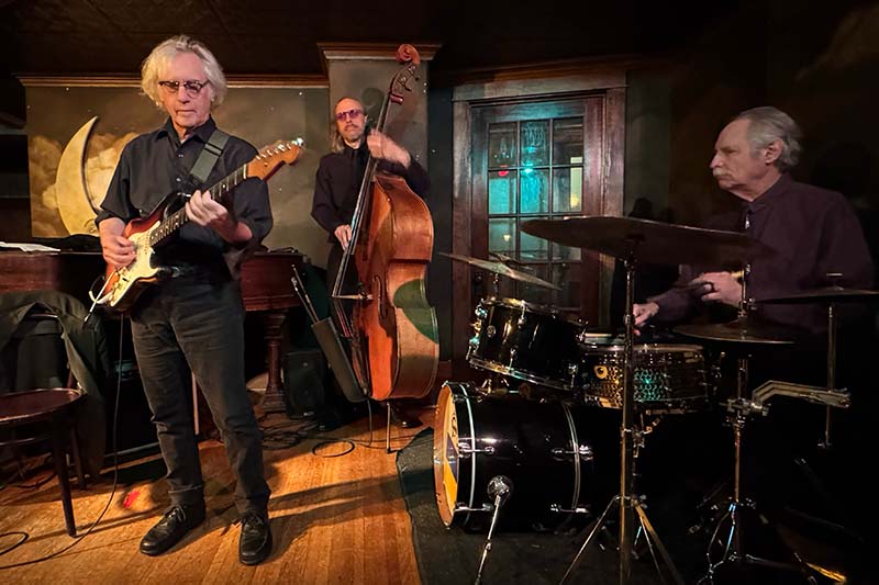 Parisota Trio Robb Matt Jay